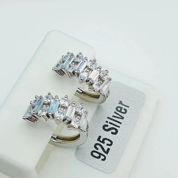 "925 Sterling Silver Cubic Zirconia Earrings, UU1P6A6157 - Picture 9 of 11